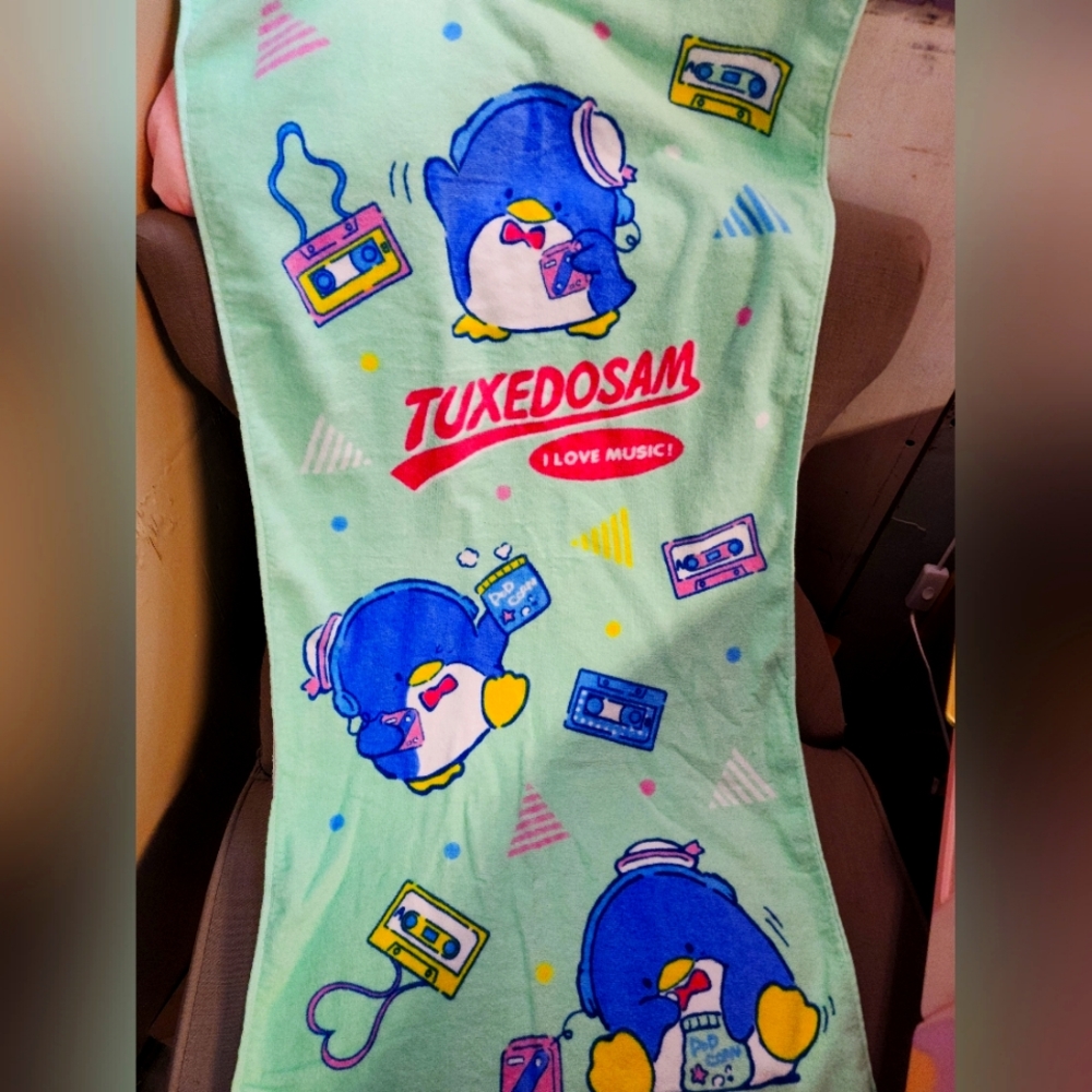 Sanrio Tuxedo Sam towel